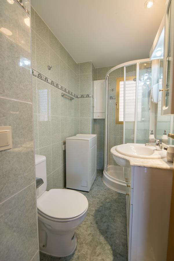 Acuarium Lux Apartment เบนิดอร์ม ภายนอก รูปภาพ